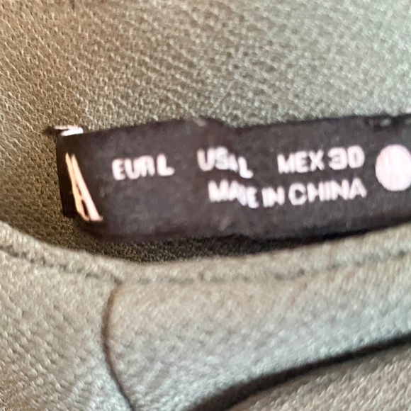 Zara Two-Piece Dress with Matching Pants - Picture 3 of 7